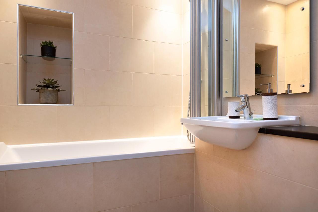 Joivy Luxury Flat Near Edinburgh Castle Apartment Exterior photo